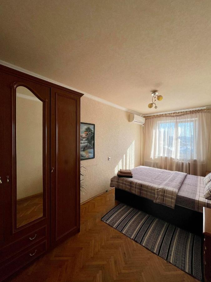 Comfortable One Beds With Nice View For Independent Sqr キエフ エクステリア 写真