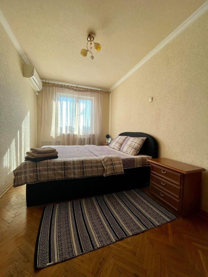 Comfortable One Beds With Nice View For Independent Sqr キエフ エクステリア 写真