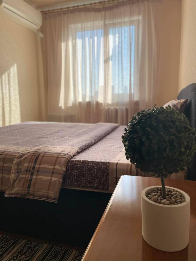 Comfortable One Beds With Nice View For Independent Sqr キエフ エクステリア 写真