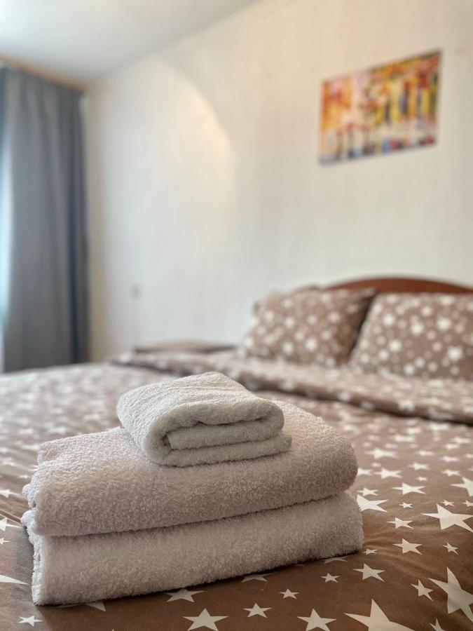 Comfortable One Beds With Nice View For Independent Sqr キエフ エクステリア 写真